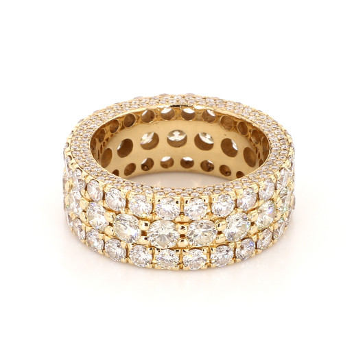 Yellow gold ring