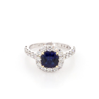 Ladys ring whith sapphire 