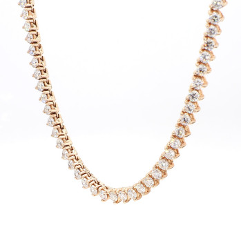 Rose gold tre prongs tennis chain