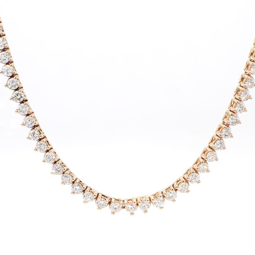 Rose gold tre prongs tennis chain